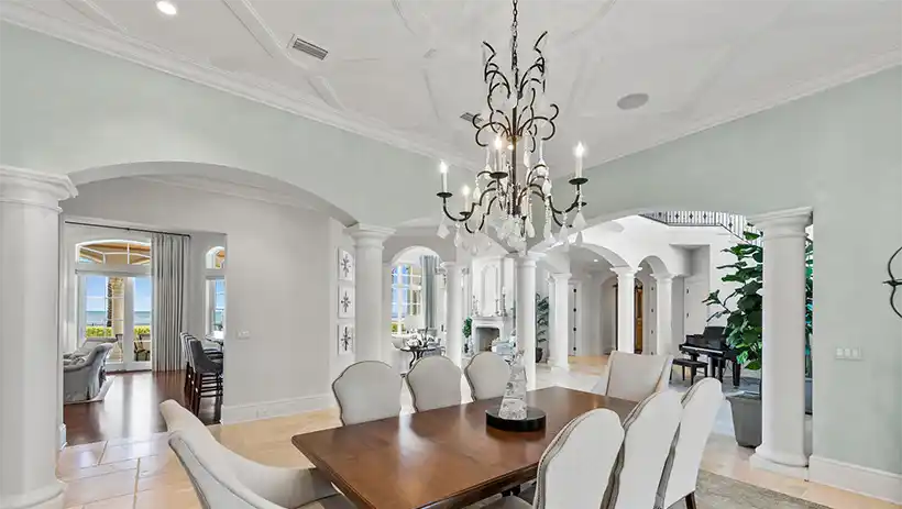 roman arches in dining room